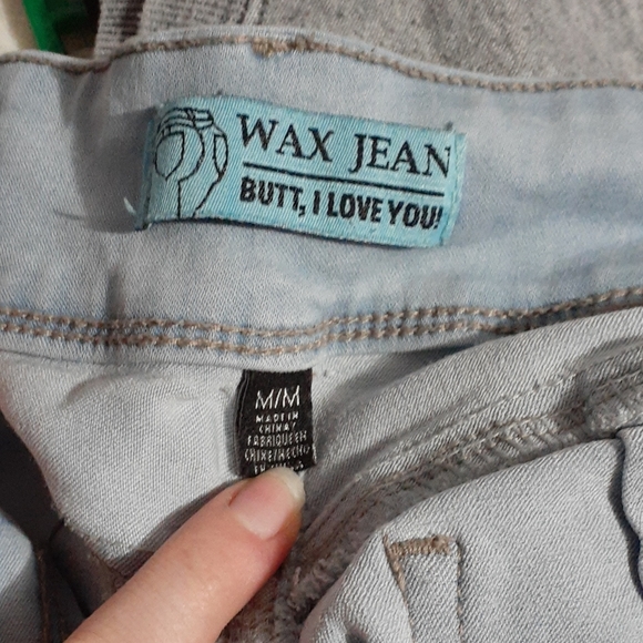 Jean shorts - Picture 3 of 4